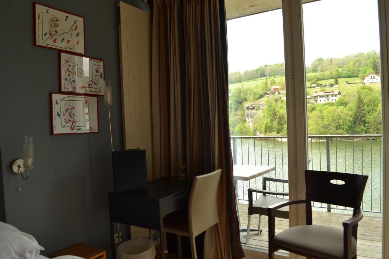 Hotel Les Rives Du Doubs レ・プルネ エクステリア 写真