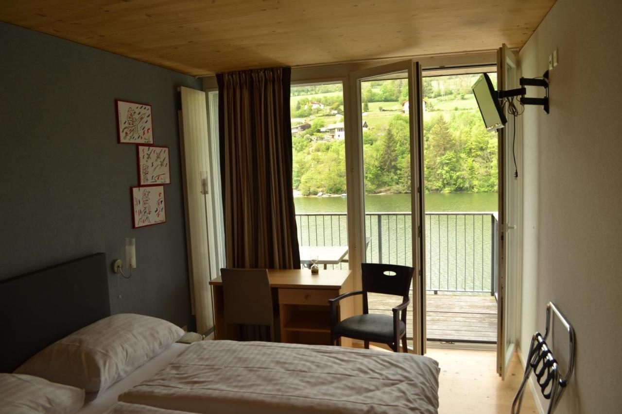 Hotel Les Rives Du Doubs レ・プルネ エクステリア 写真