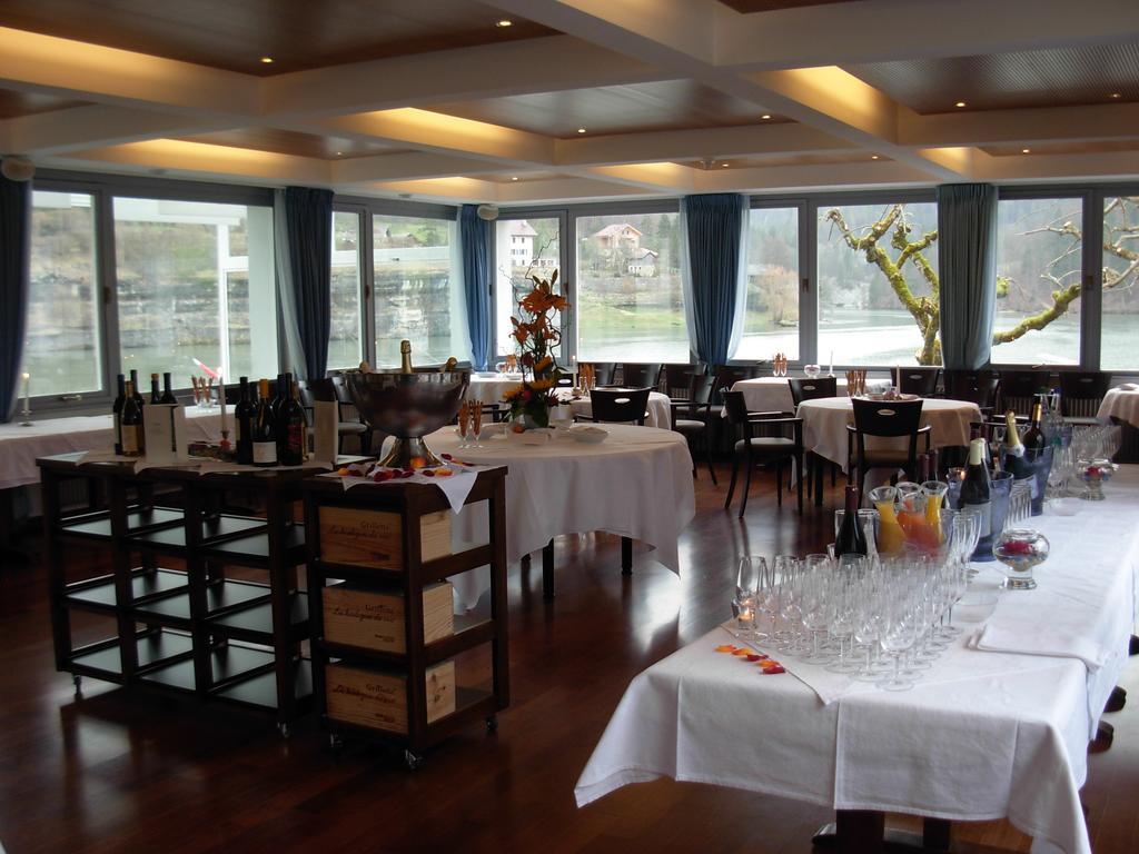 Hotel Les Rives Du Doubs レ・プルネ エクステリア 写真
