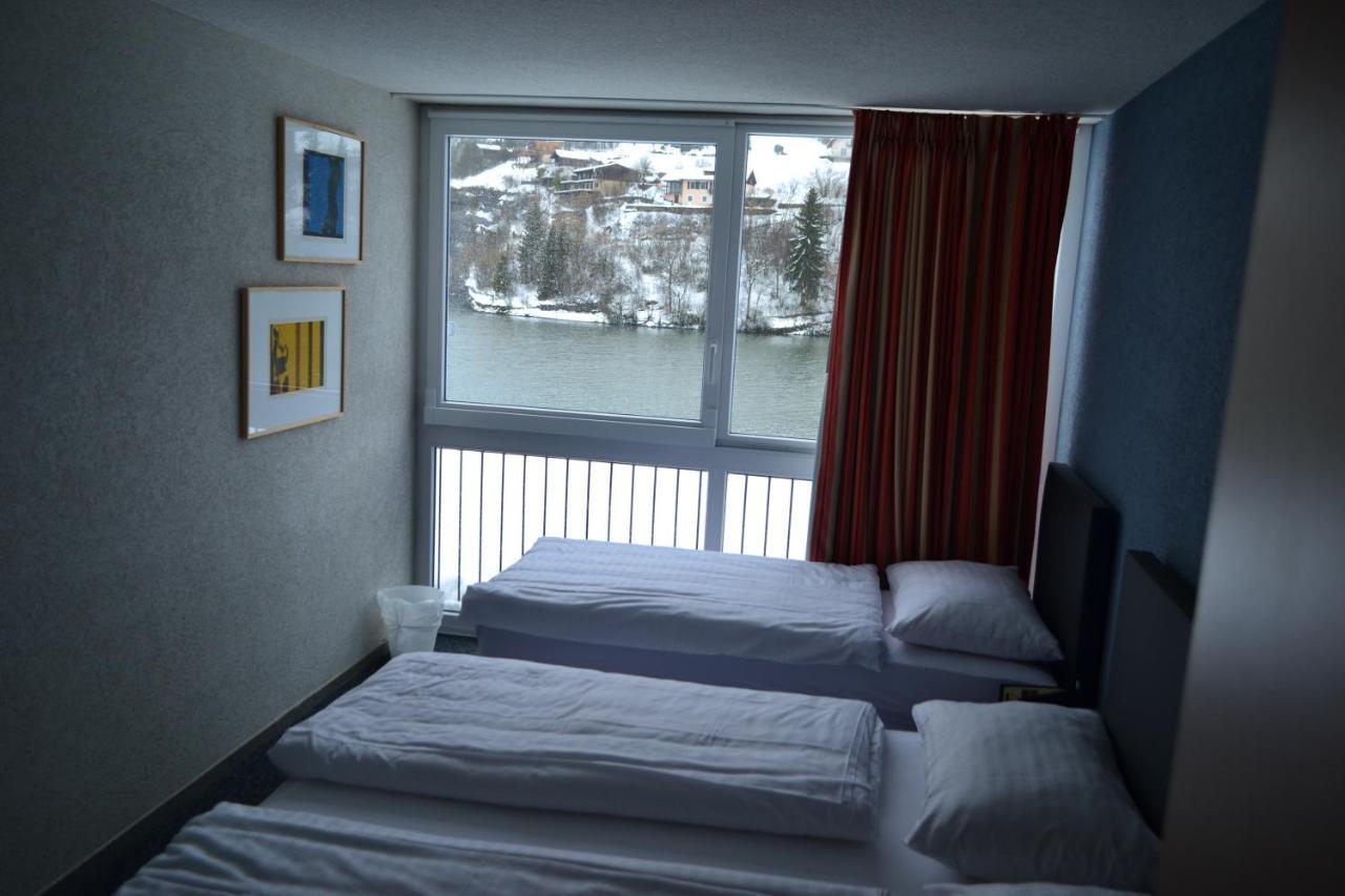 Hotel Les Rives Du Doubs レ・プルネ エクステリア 写真