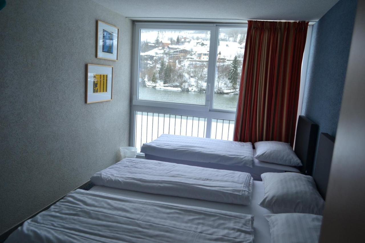 Hotel Les Rives Du Doubs レ・プルネ エクステリア 写真