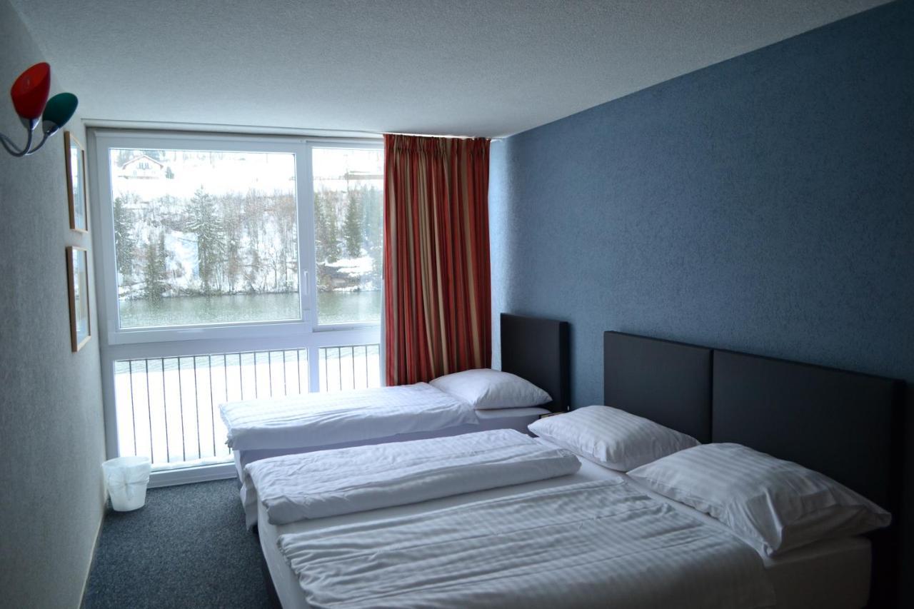 Hotel Les Rives Du Doubs レ・プルネ エクステリア 写真